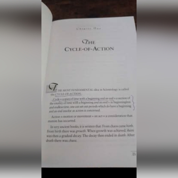 Scientology: The Fundamentals of Thought by L. Ron Hubbard - Picture 5 of 7